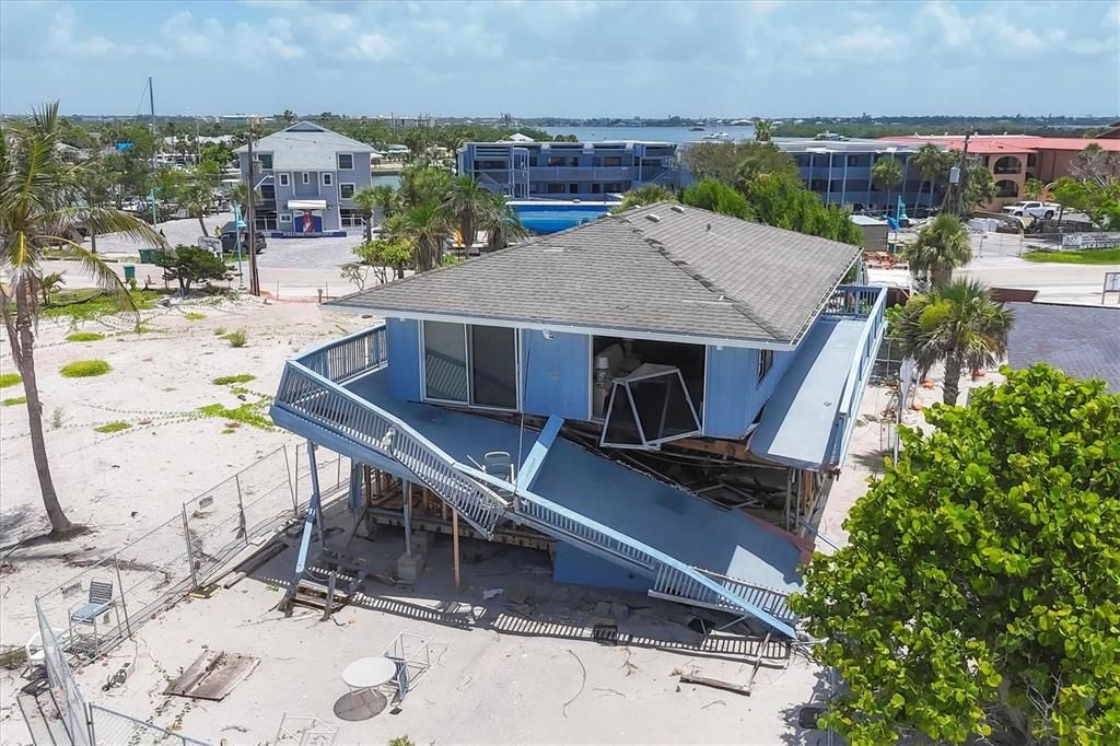 Exterior, Drone