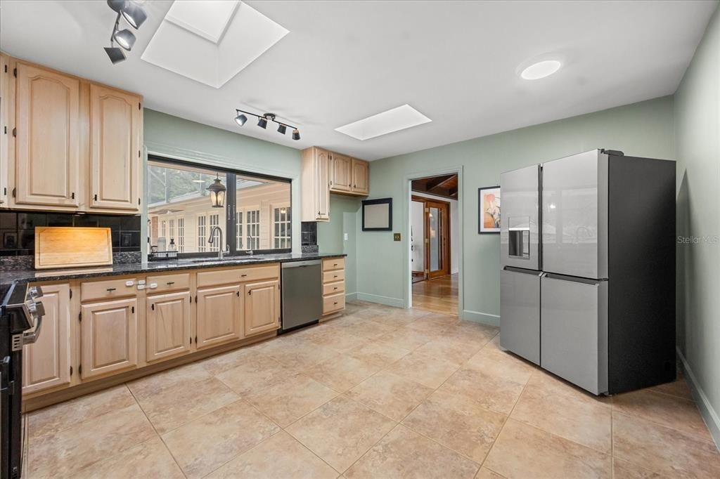 Interior, Kitchen, Recessed Lighting