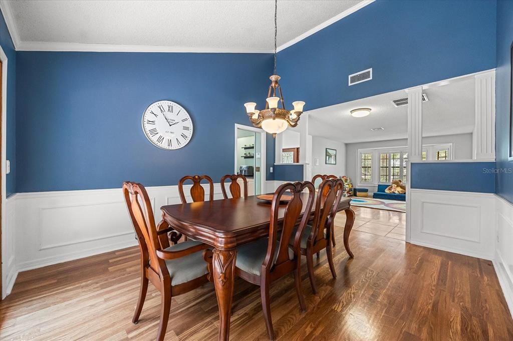 Chandelier, Dining room, Interior, Wood Texture Flooring