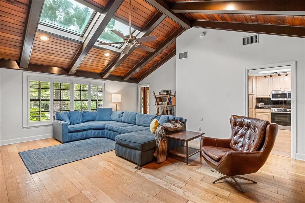 Interior, Kitchen, Living room, Recessed Lighting, Stainless Steel Appliances, Wooden Beams, Wooden Ceilings, Wood Texture Flooring