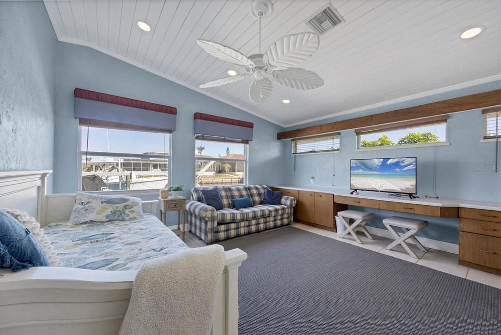 Bedroom, Interior, Living room, Recessed Lighting