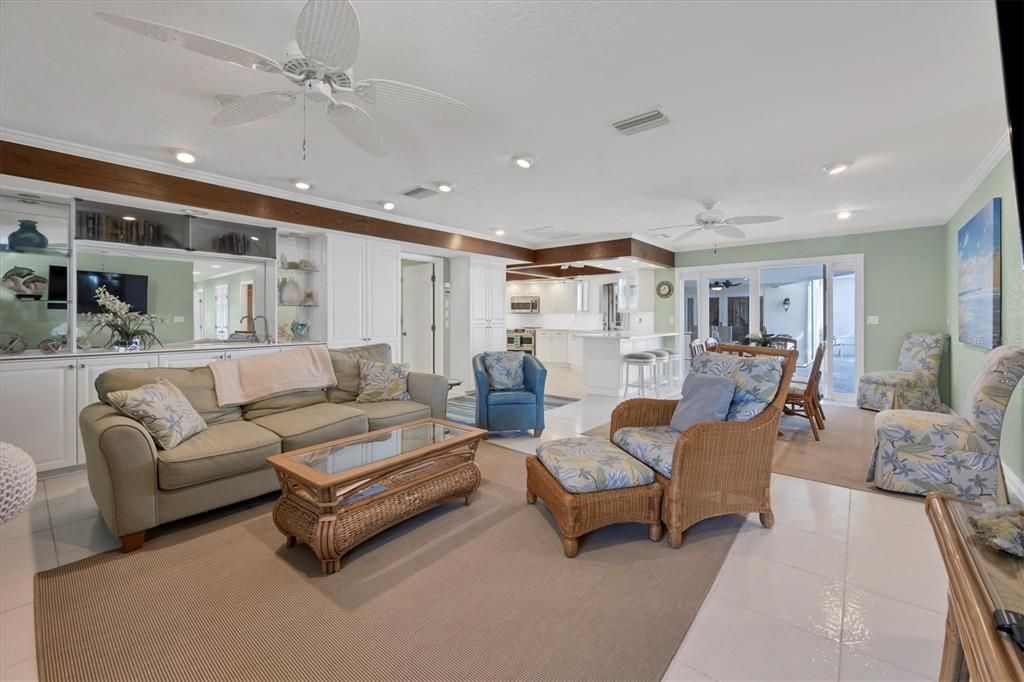 Dining room, Interior, Kitchen, Living room, Recessed Lighting