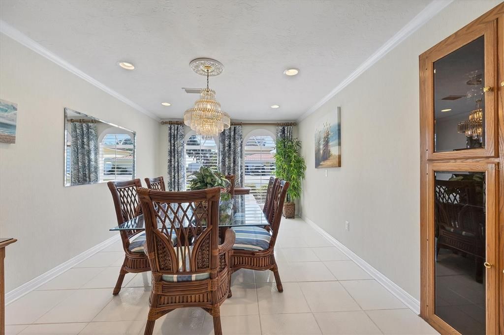 Chandelier, Dining room, Interior, Recessed Lighting