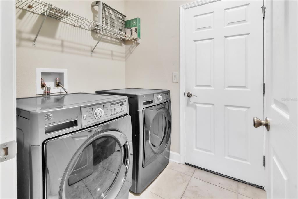Interior, Washer