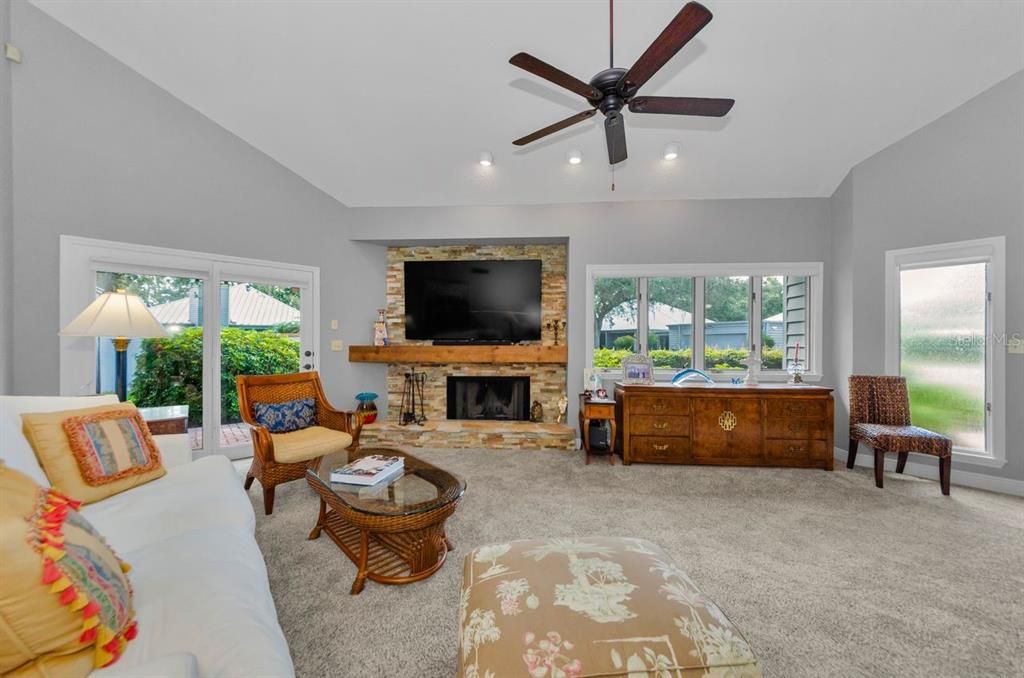 Fireplace, Interior, Living room, Recessed Lighting