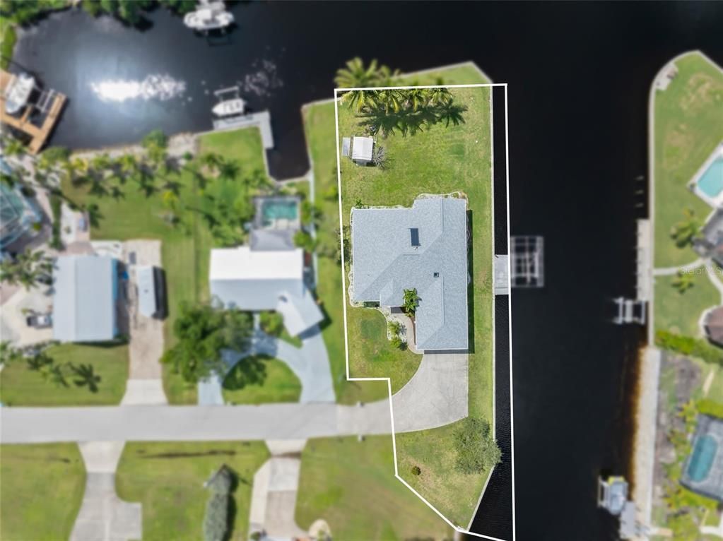 Exterior, Drone