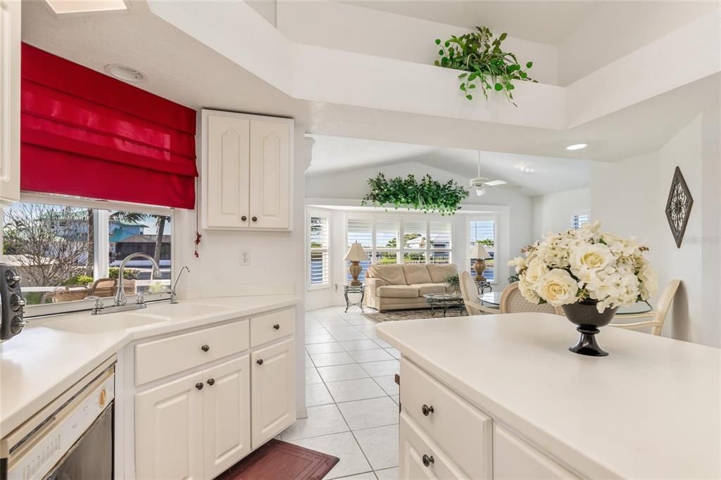 Interior, Kitchen, Living room, Pendant Lights, Recessed Lighting