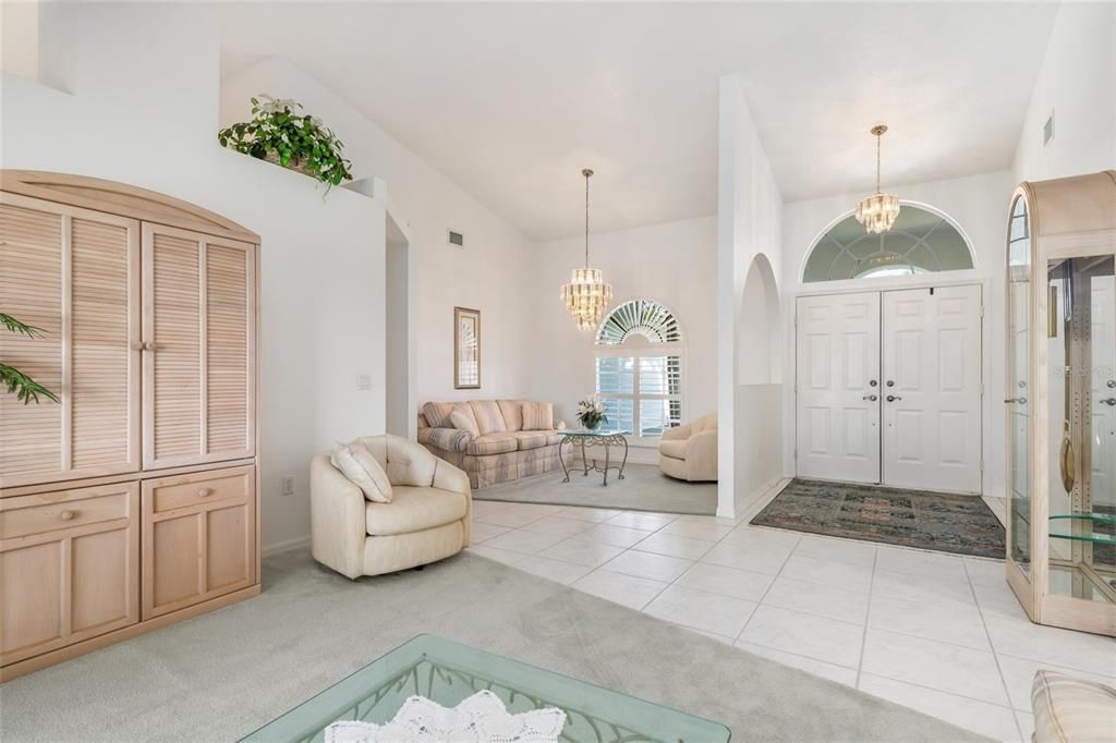 Chandelier, Interior, Living room, Pendant Lights