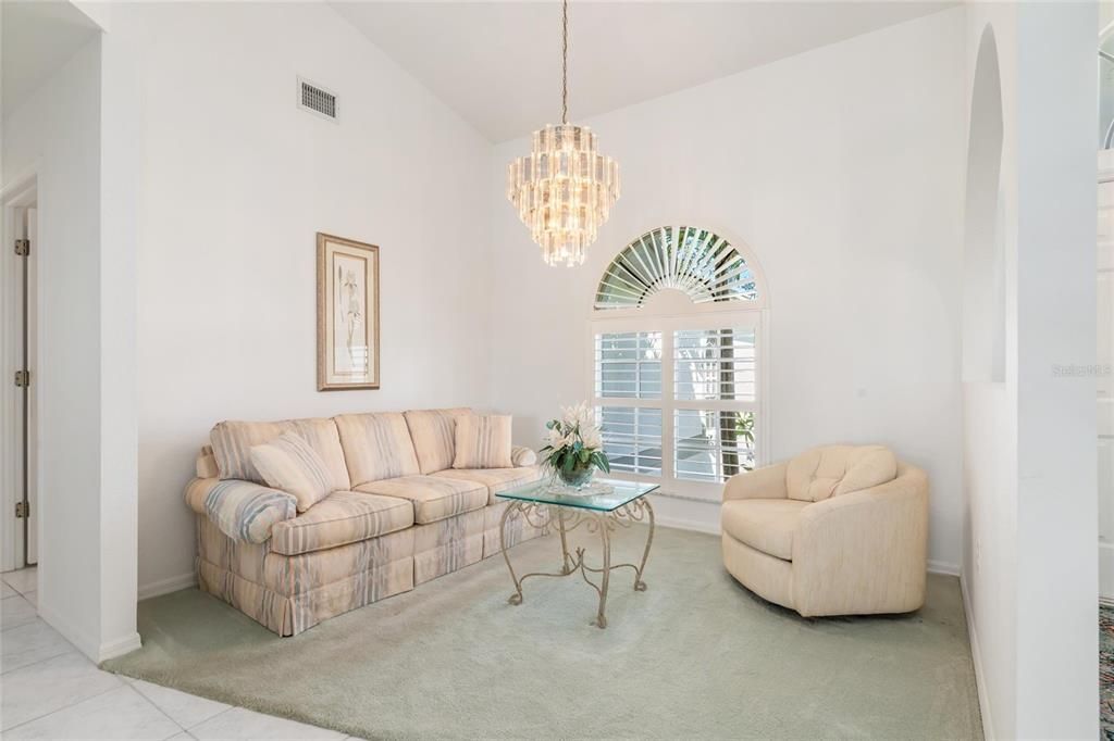 Chandelier, Interior