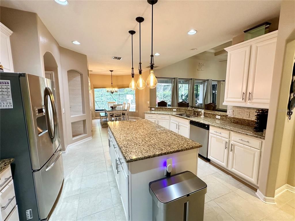Dining room, Interior, Kitchen, Pendant Lights, Recessed Lighting, Stainless Steel Appliances, Water
