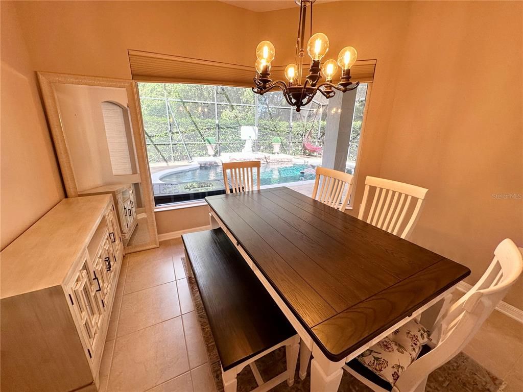 Chandelier, Dining room, Interior