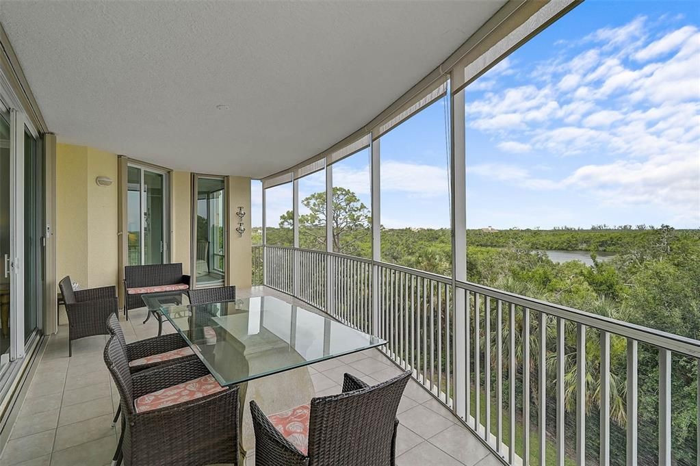 Dining room, Interior, Sun Room, Water