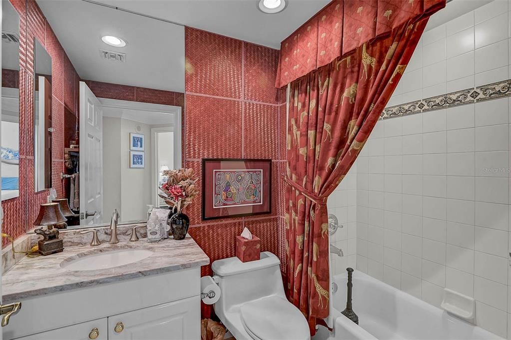 Bathroom, Interior, Recessed Lighting