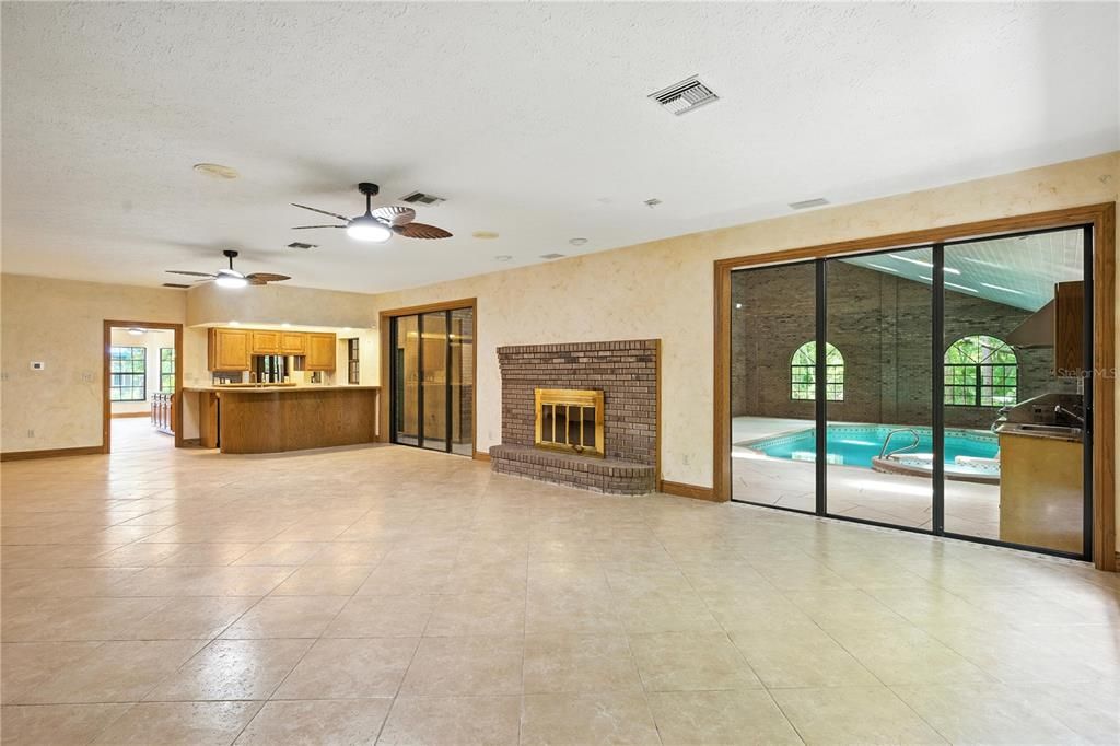 Empty room, Fireplace, Interior, Kitchen, Recessed Lighting
