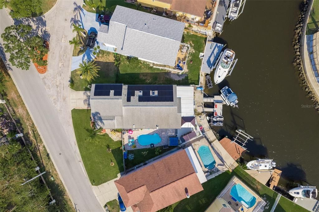 Exterior, Drone