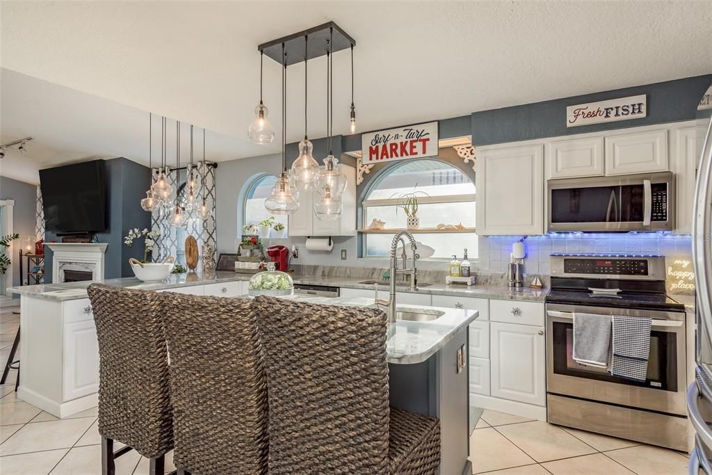 Interior, Kitchen, Pendant Lights, Stainless Steel Appliances