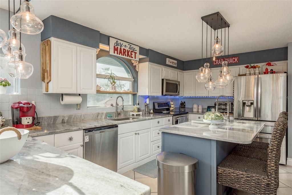 Interior, Kitchen, Pendant Lights, Stainless Steel Appliances