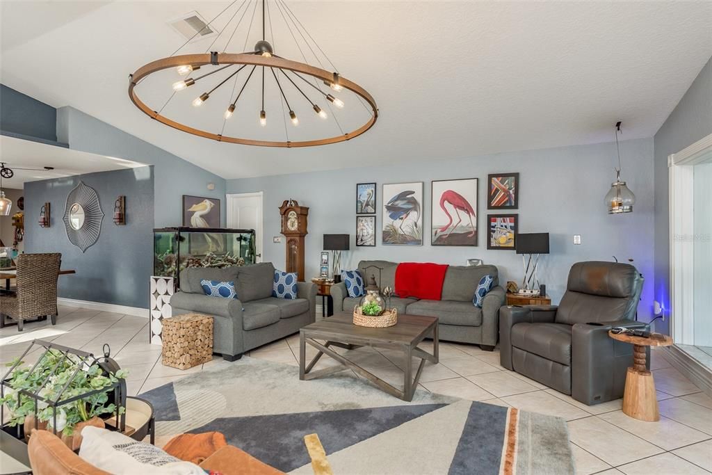 Dining room, Interior, Living room, Pendant Lights