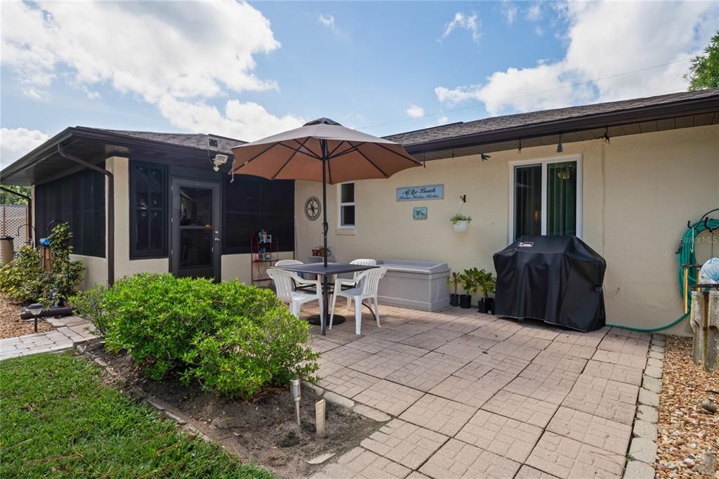 Exterior, Hot Tub