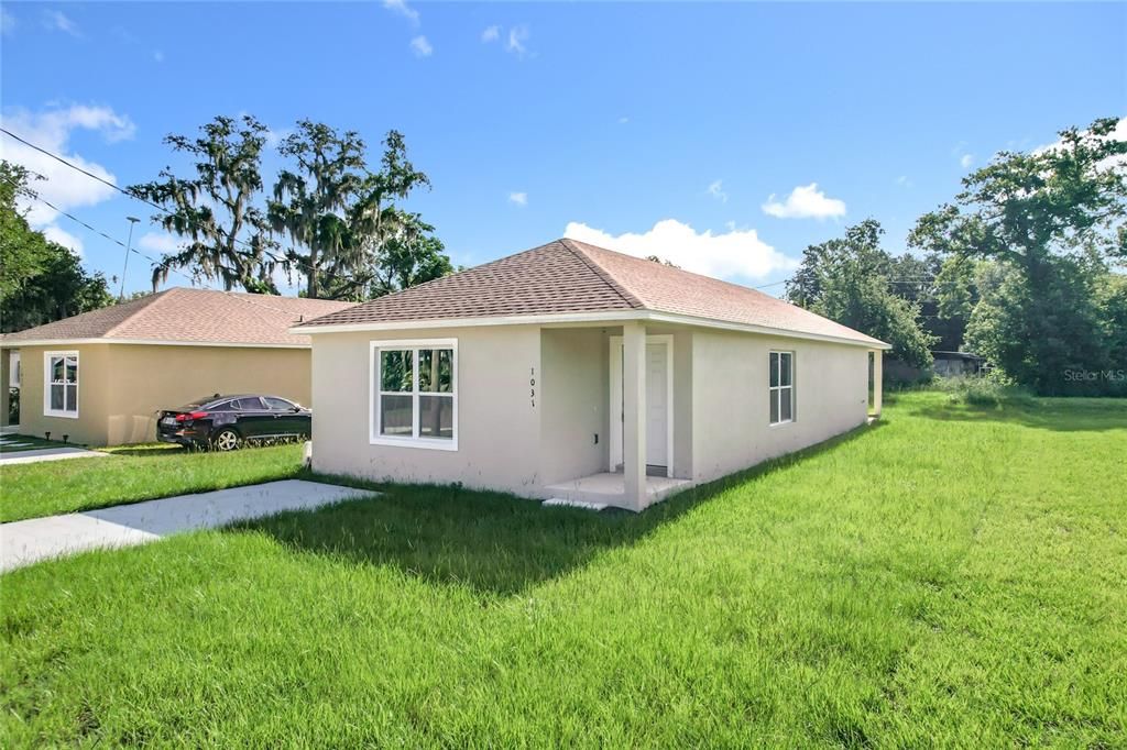 Backyard, Exterior