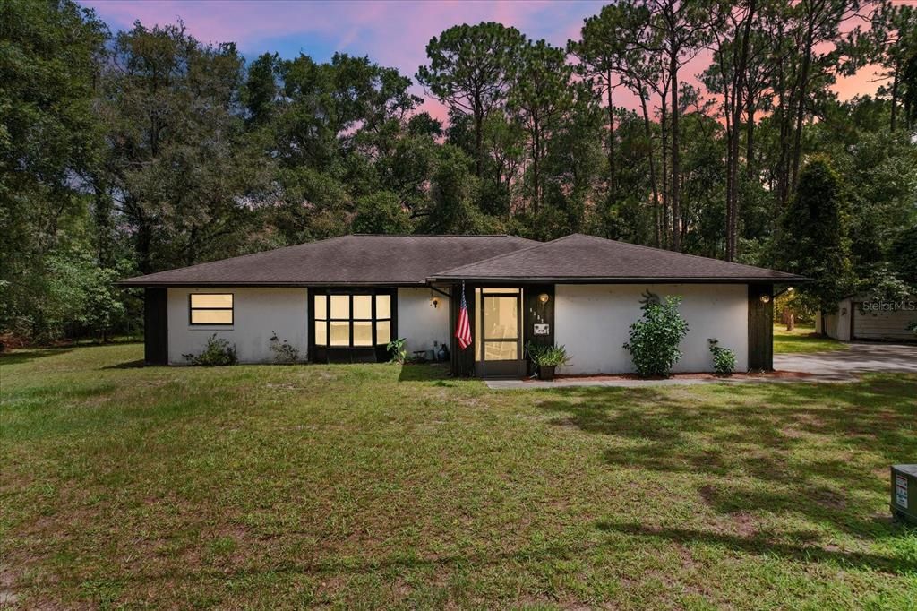 Backyard, Exterior