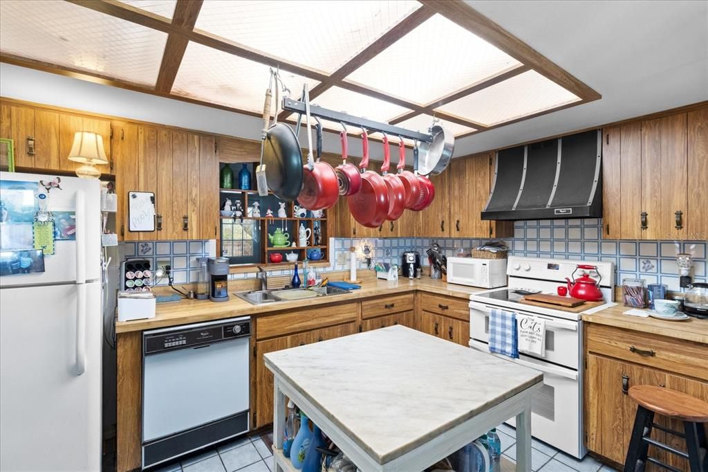 Interior, Kitchen