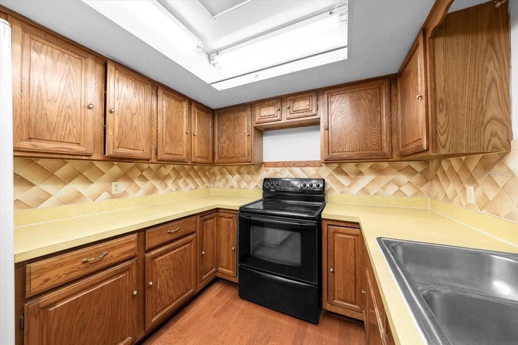 Interior, Kitchen, Wood Texture Flooring