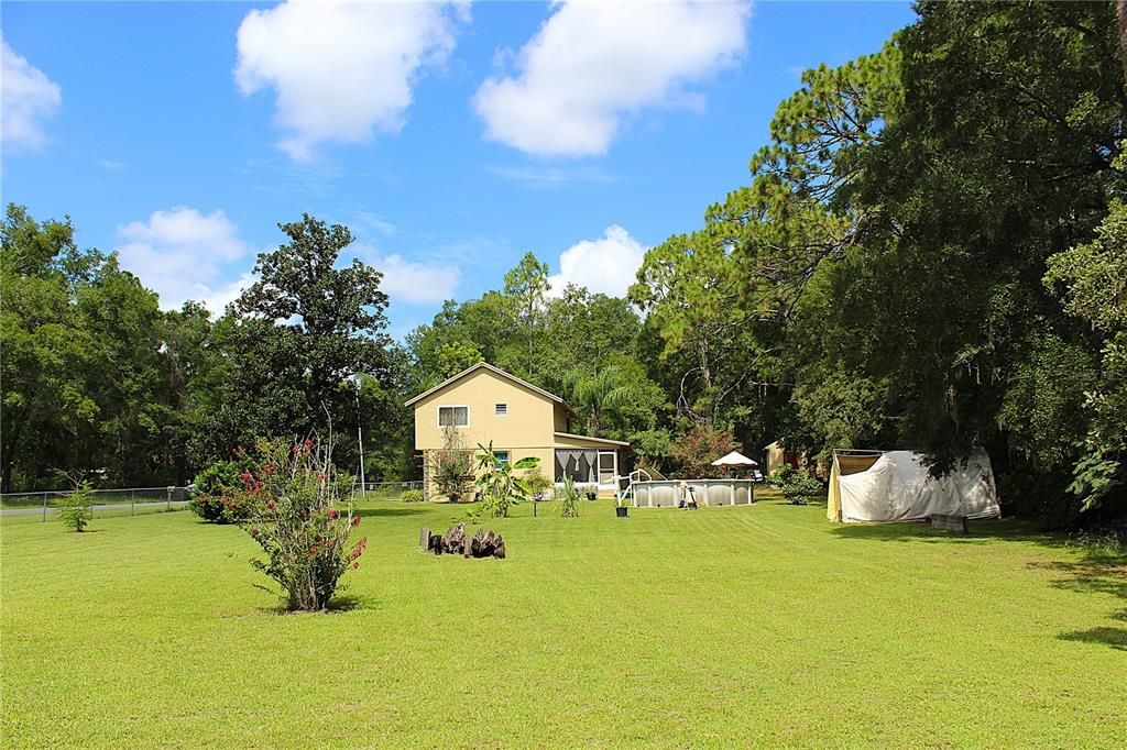 Backyard, Exterior