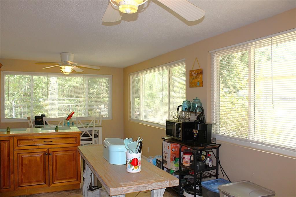 Dining room, Interior