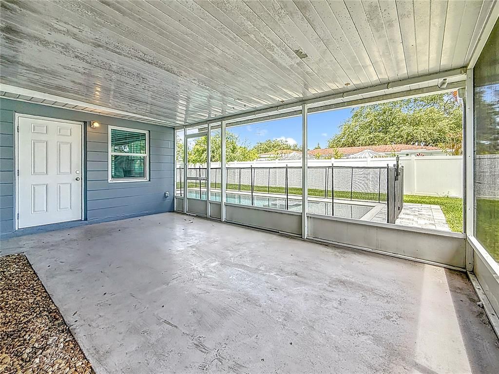 Empty room, Interior, Sun Room