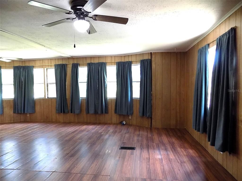 Empty room, Interior, Wood Texture Flooring, Wooden Walls