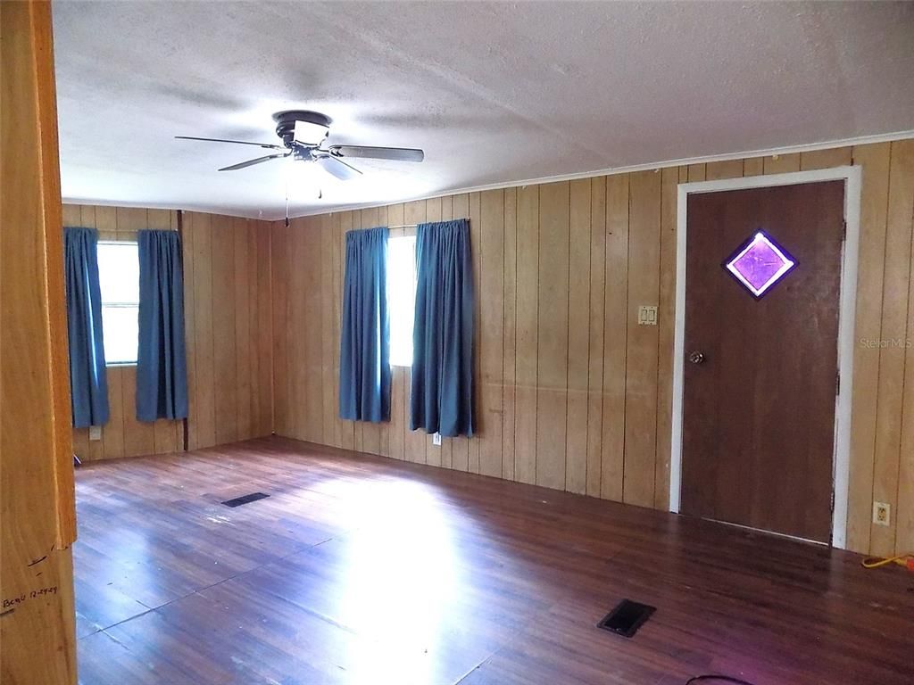 Empty room, Interior, Wood Texture Flooring, Wooden Walls