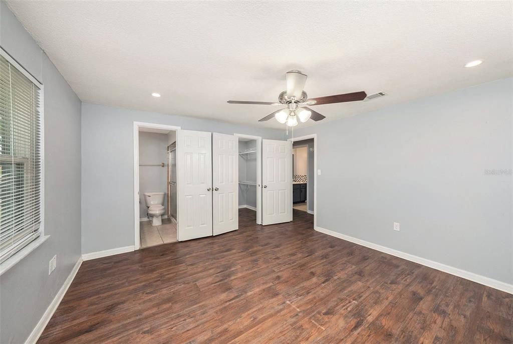 Bathroom, Empty room, Interior, Recessed Lighting, Wood Texture Flooring