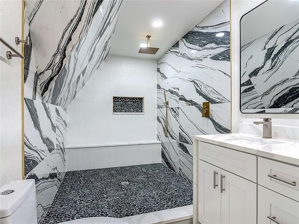 Bathroom, Interior, Marble Walls, Recessed Lighting