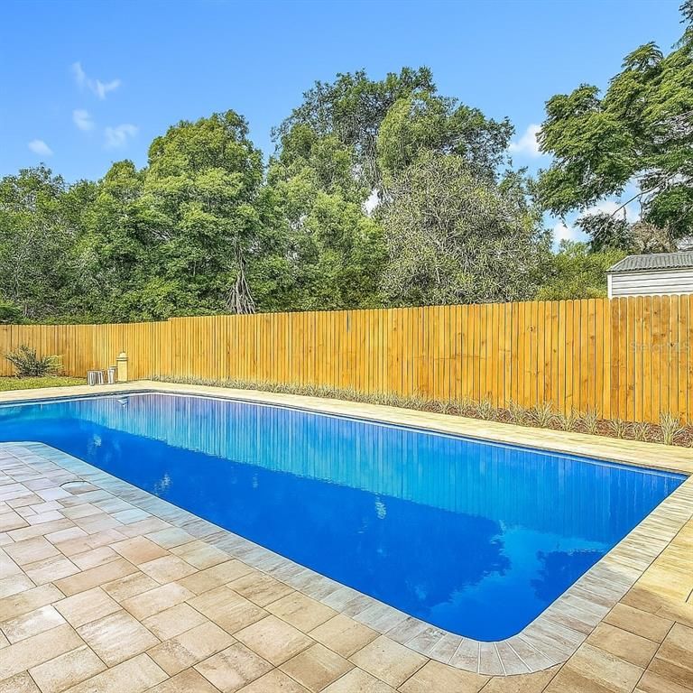 Exterior, Pool