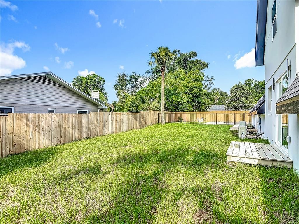 Backyard, Exterior