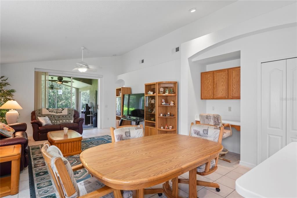 Dining room, Interior, Living room, Recessed Lighting