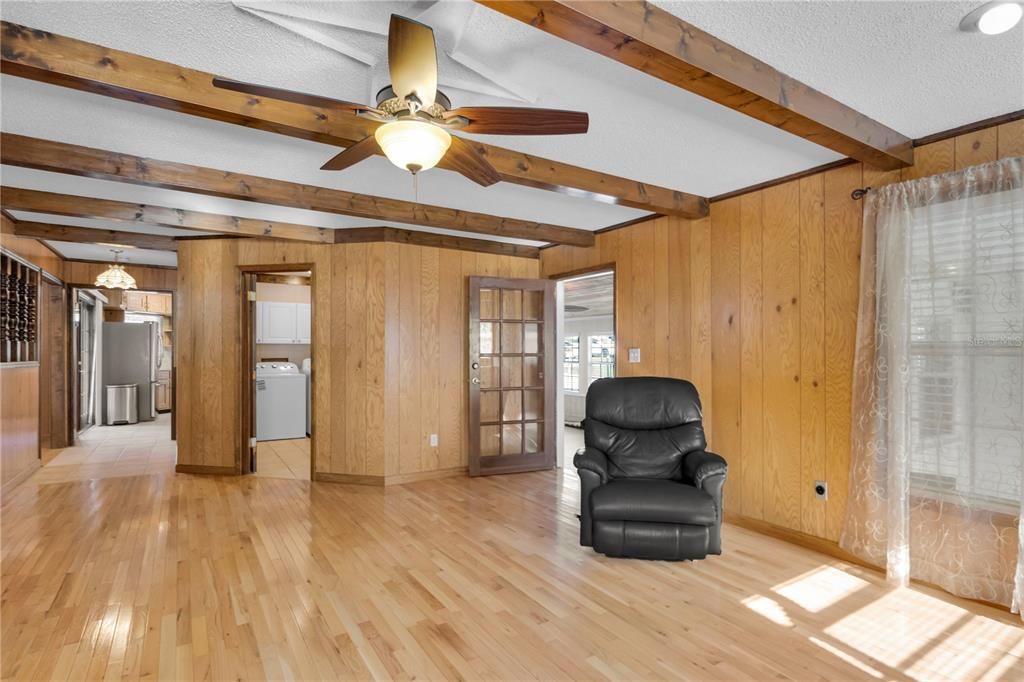 Empty room, Interior, Pendant Lights, Wooden Beams, Wood Texture Flooring, Wooden Walls