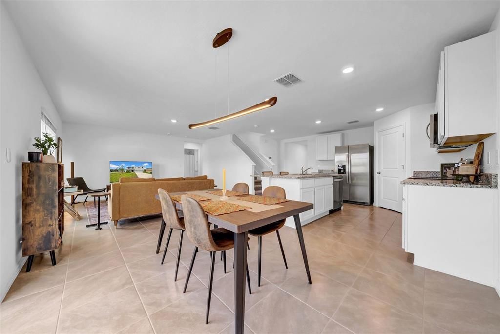 Dining room, Interior, Kitchen, Pendant Lights, Recessed Lighting, Stainless Steel Appliances