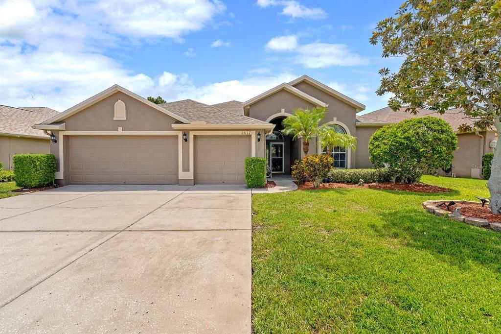 Attached, Exterior, Facade, Ranch