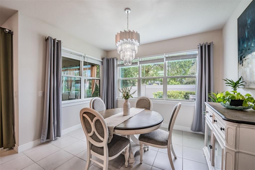 Chandelier, Dining room, Interior