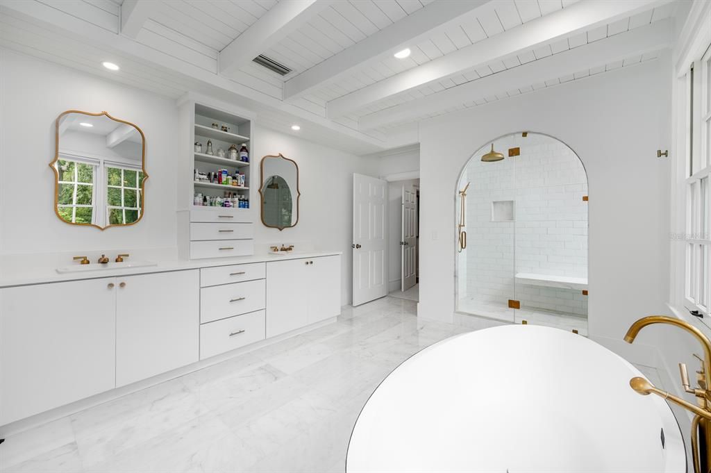 Bathroom, Dual Sink Vanities, Free Standing Baths, Interior, Marble, Recessed Lighting