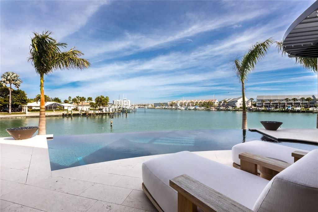 Exterior, Pool, Water