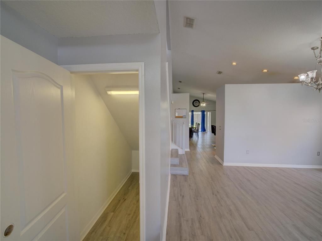 Interior, Recessed Lighting, Wood Texture Flooring