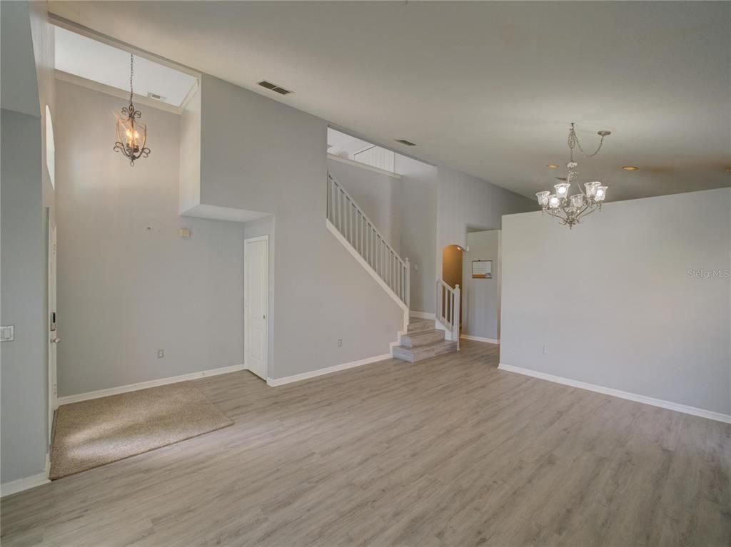 Chandelier, Empty room, Interior, Pendant Lights, Wood Texture Flooring