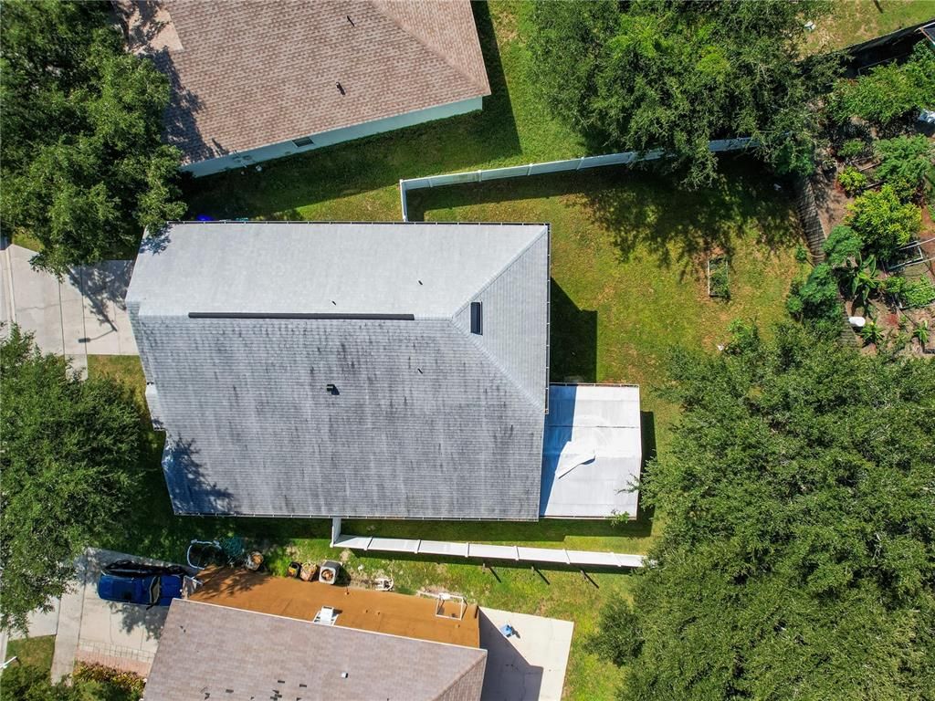 Exterior, Drone