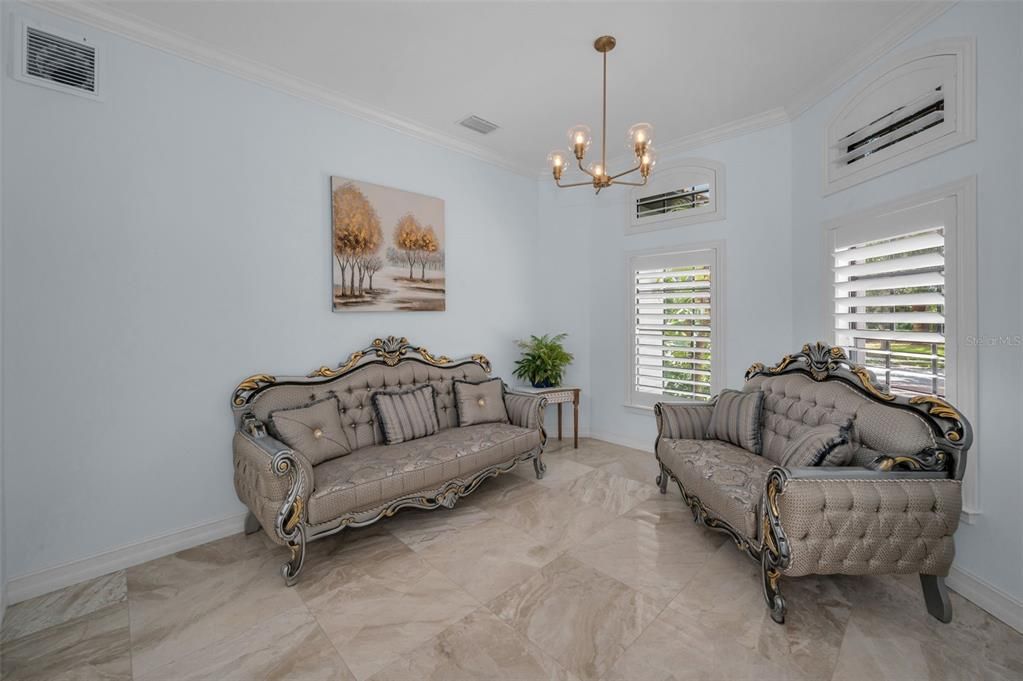 Chandelier, Interior, Living room, Pendant Lights