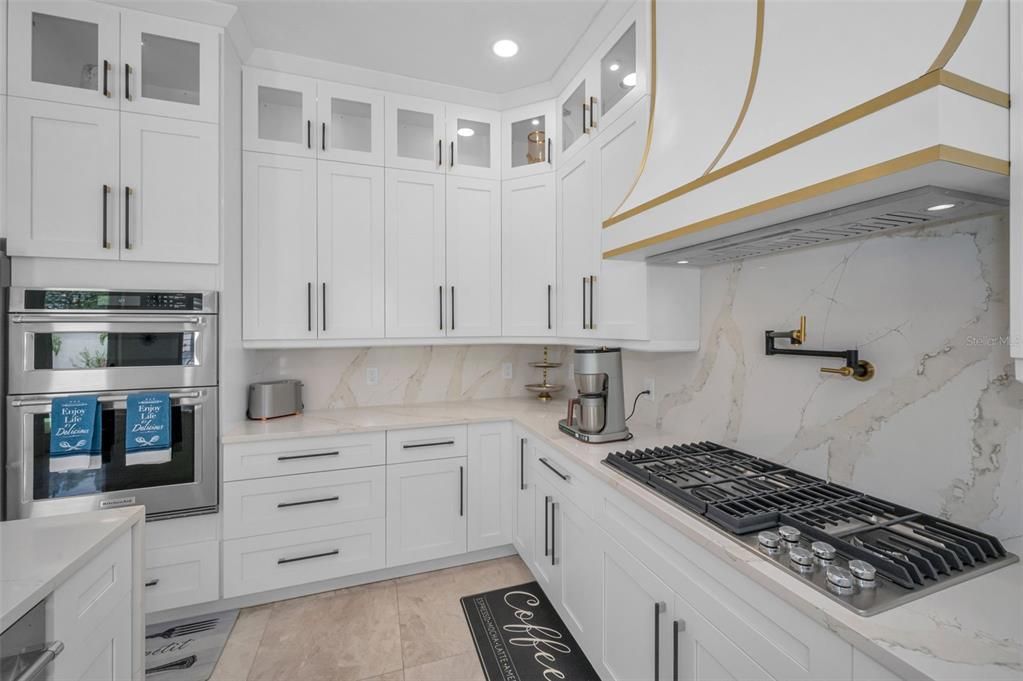 Interior, Kitchen, Marble Walls, Recessed Lighting
