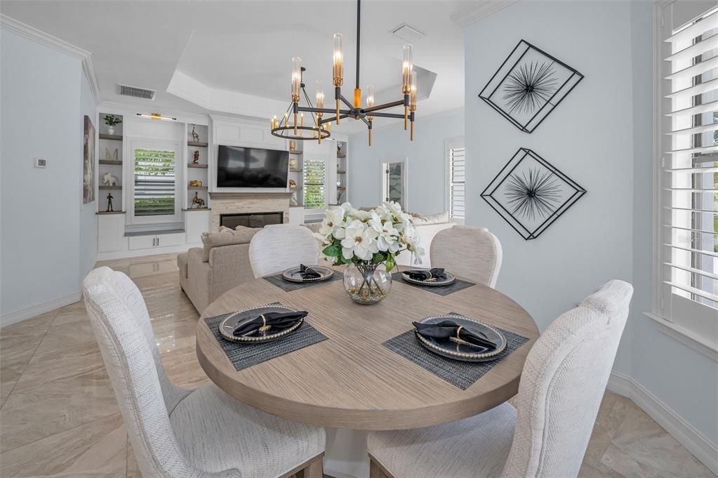 Chandelier, Dining room, Fireplace, Interior, Pendant Lights