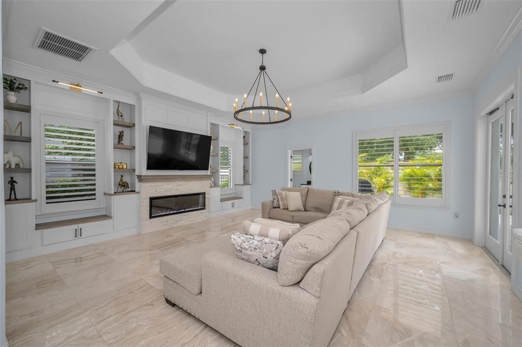 Fireplace, Interior, Living room, Pendant Lights